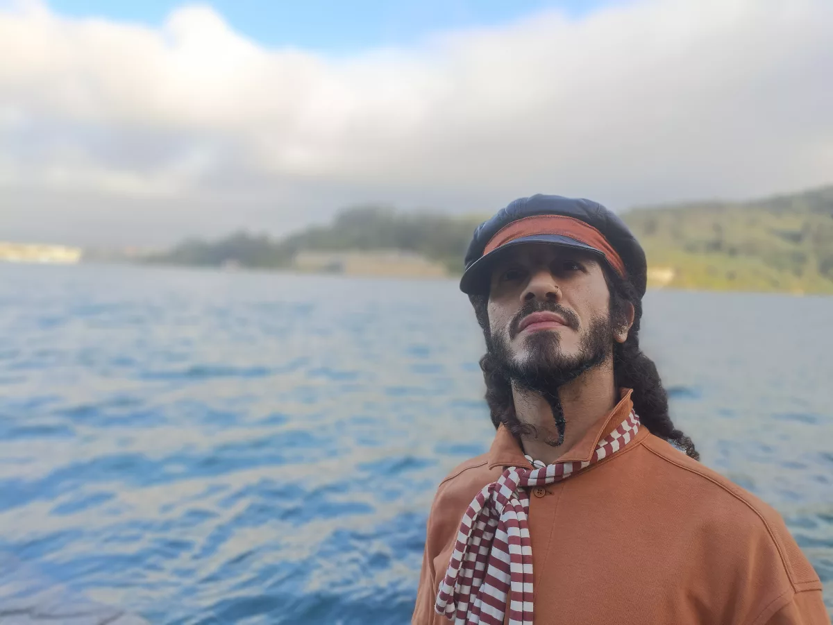 Portrait de Djelloul Abid, fondateur de Digitalblueskye